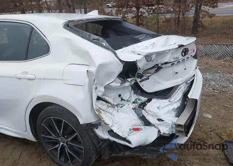 2024 Toyota Camry Se из США, поврежденный, VIN 4T1G11AK6RU247042